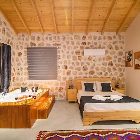 Hotel Kontes / Kalkan Kas